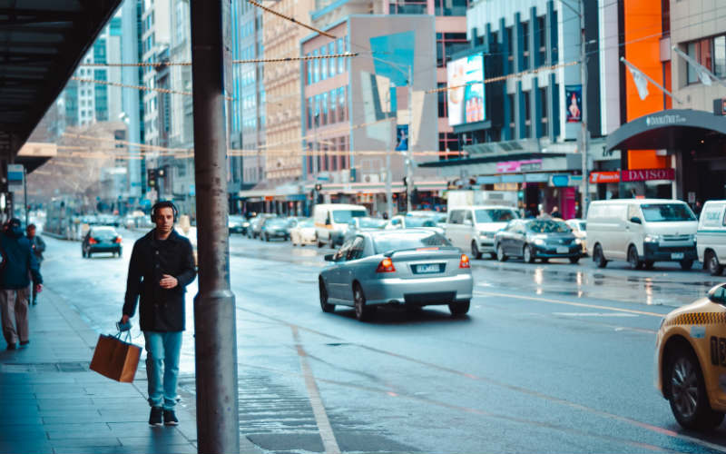 Falling interest rates spook consumers with confidence plummeting to a four-year low